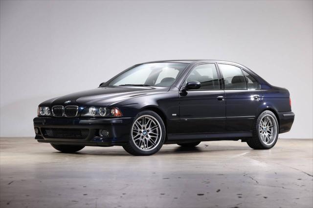 used 2003 BMW M5 car