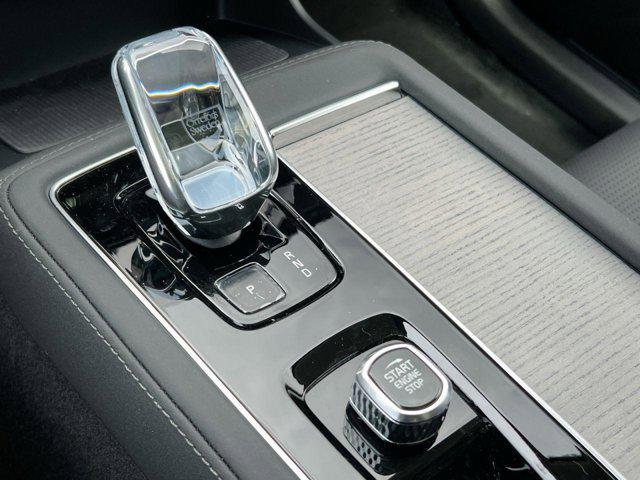 new 2025 Volvo XC90 Plug-In Hybrid car, priced at $82,405