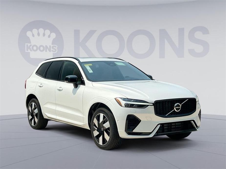 new 2025 Volvo XC60 Plug-In Hybrid car, priced at $69,285