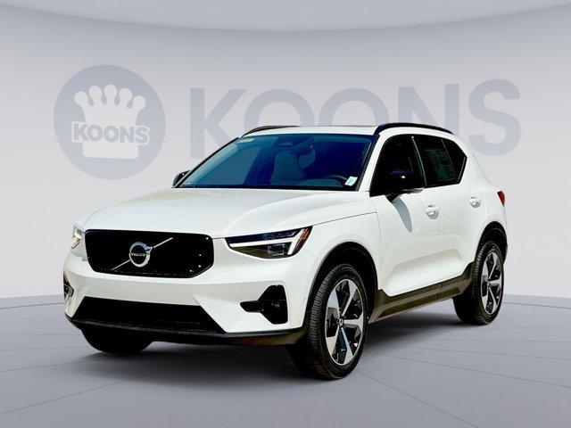 new 2024 Volvo XC40 car, priced at $47,025