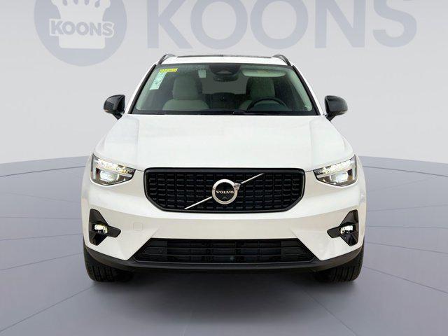 new 2025 Volvo XC40 car, priced at $48,290