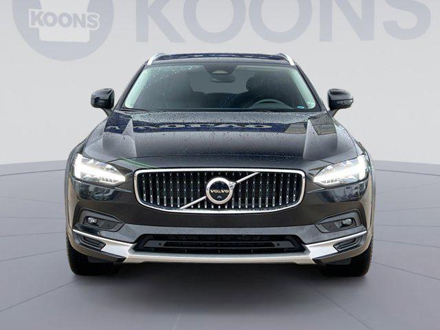 used 2023 Volvo V90 Cross Country car, priced at $45,000