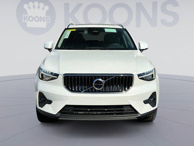 new 2025 Volvo XC40 car, priced at $46,600