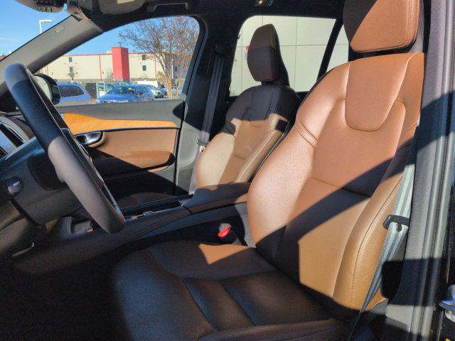 used 2022 Volvo XC90 car, priced at $39,000