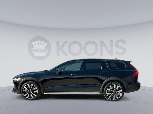 used 2023 Volvo V60 Cross Country car, priced at $40,000