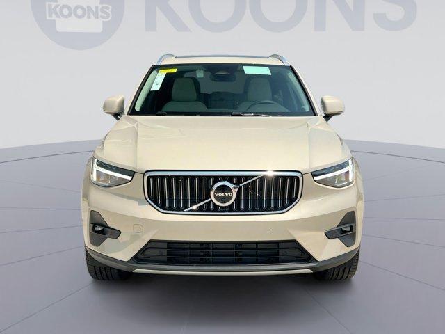 new 2025 Volvo XC40 car, priced at $47,265