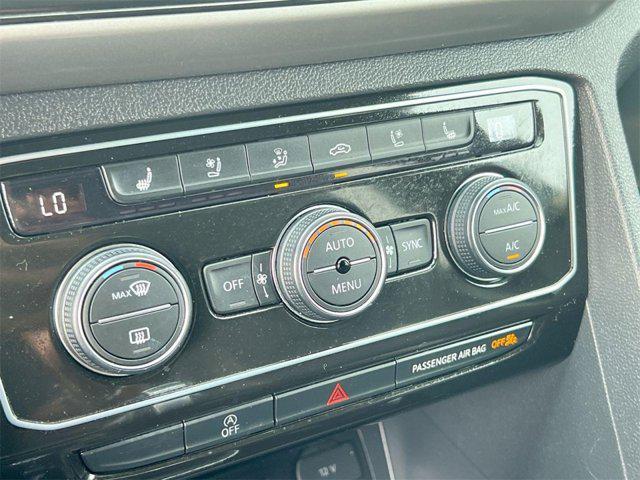 used 2020 Volkswagen Atlas Cross Sport car, priced at $28,500