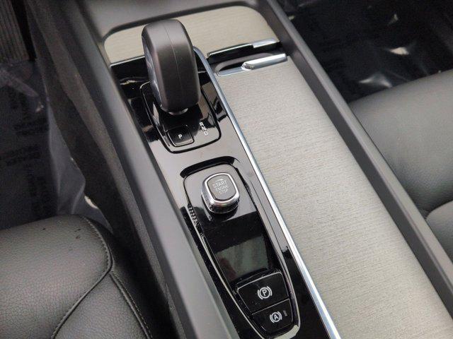 used 2025 Volvo XC60 car, priced at $39,500
