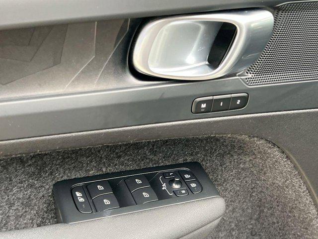 used 2023 Volvo C40 Recharge Pure Electric car, priced at $31,000