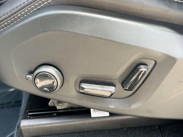 used 2023 Volvo XC90 Recharge Plug-In Hybrid car, priced at $58,000