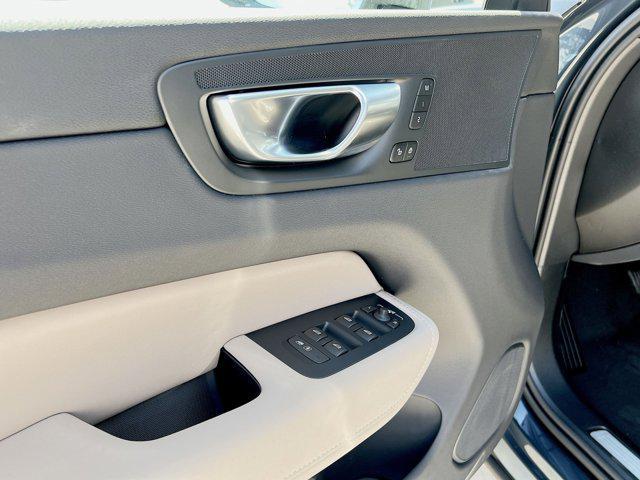 new 2026 Volvo XC60 car