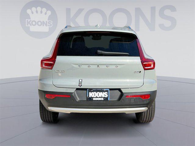 new 2025 Volvo XC40 car, priced at $42,923