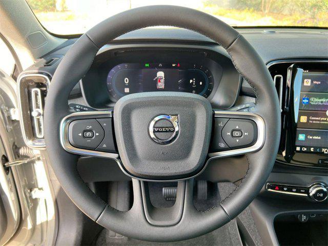 new 2025 Volvo XC40 car, priced at $42,923
