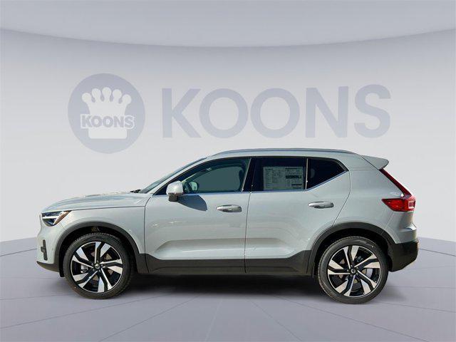new 2025 Volvo XC40 car, priced at $42,923
