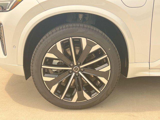 new 2025 Volvo XC90 Plug-In Hybrid car, priced at $81,905
