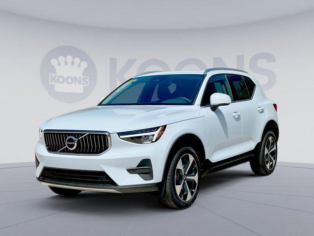 new 2024 Volvo XC40 car, priced at $38,527