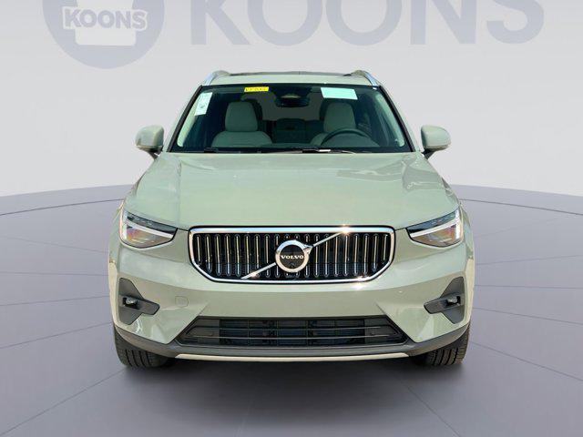 new 2025 Volvo XC40 car, priced at $47,615