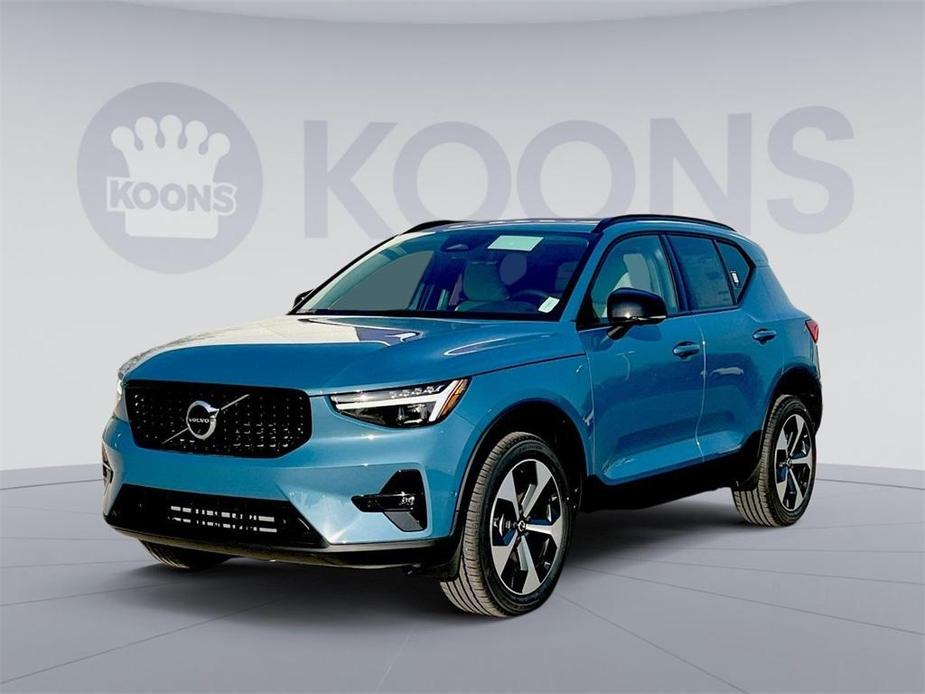 new 2024 Volvo XC40 car, priced at $46,000