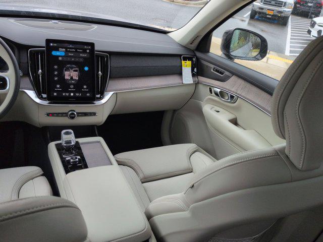new 2026 Volvo XC90 Plug-In Hybrid car, priced at $82,625