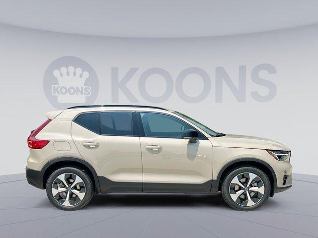 new 2025 Volvo XC40 car, priced at $46,465