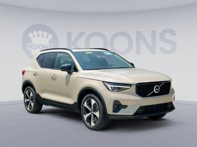 new 2025 Volvo XC40 car, priced at $46,465