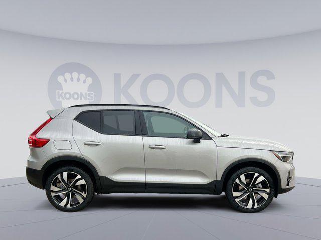 new 2025 Volvo XC40 car, priced at $50,550