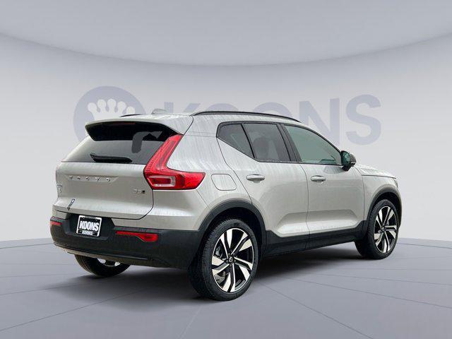 new 2025 Volvo XC40 car, priced at $50,550