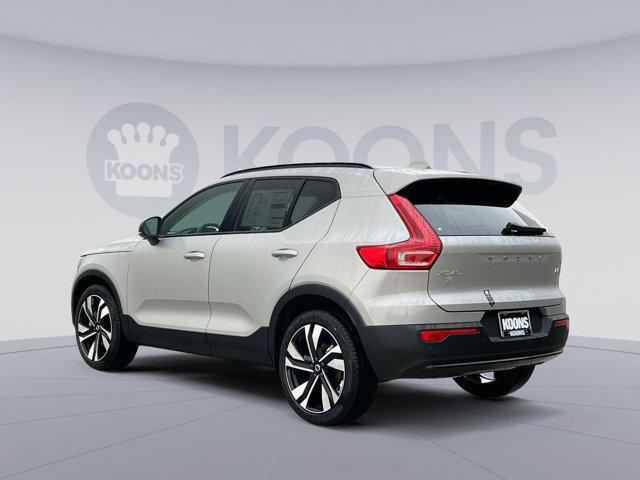 new 2025 Volvo XC40 car, priced at $50,550