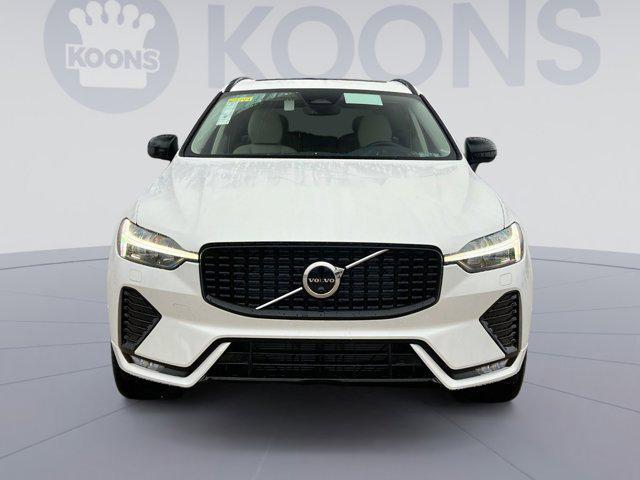 new 2025 Volvo XC60 car, priced at $53,045