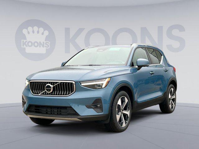 new 2025 Volvo XC40 car, priced at $47,615