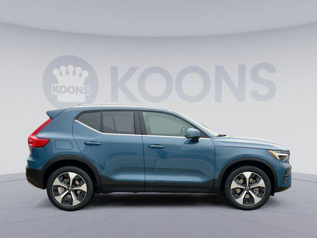 new 2025 Volvo XC40 car, priced at $47,615