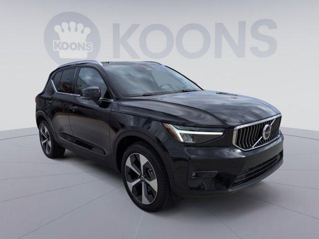 used 2025 Volvo XC40 car, priced at $37,000