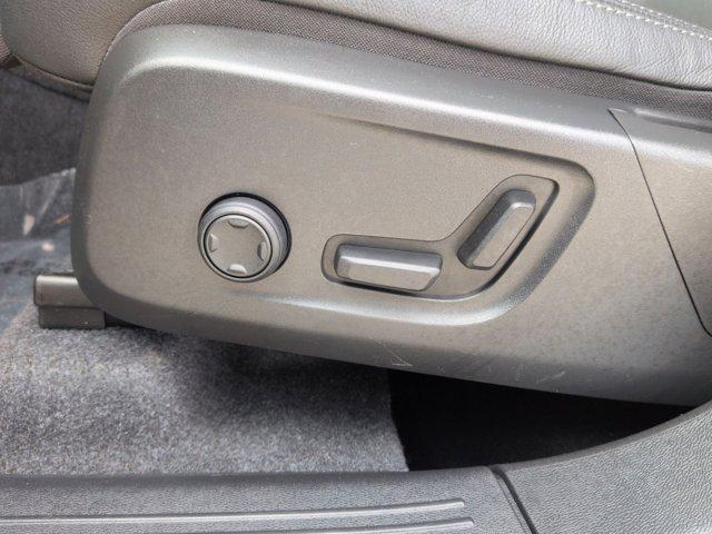 used 2025 Volvo XC40 car, priced at $37,000