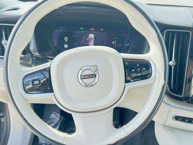 used 2022 Volvo XC60 Recharge Plug-In Hybrid car, priced at $32,000