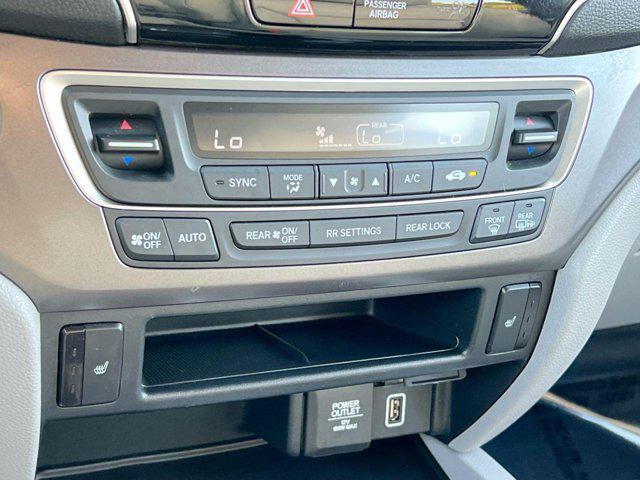 used 2021 Honda Pilot car, priced at $27,000