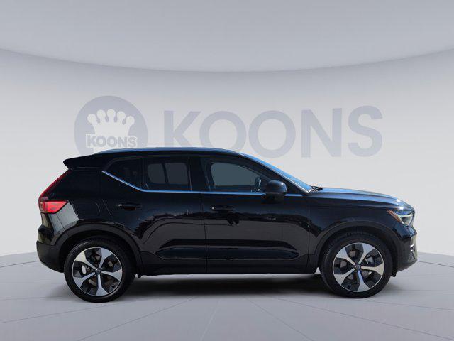 new 2025 Volvo XC40 car, priced at $41,499