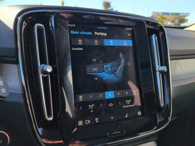 new 2025 Volvo XC40 car, priced at $41,499