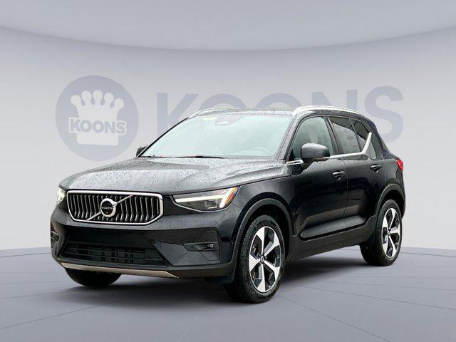 new 2025 Volvo XC40 car, priced at $41,499