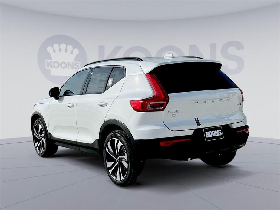 new 2024 Volvo XC40 car, priced at $47,520
