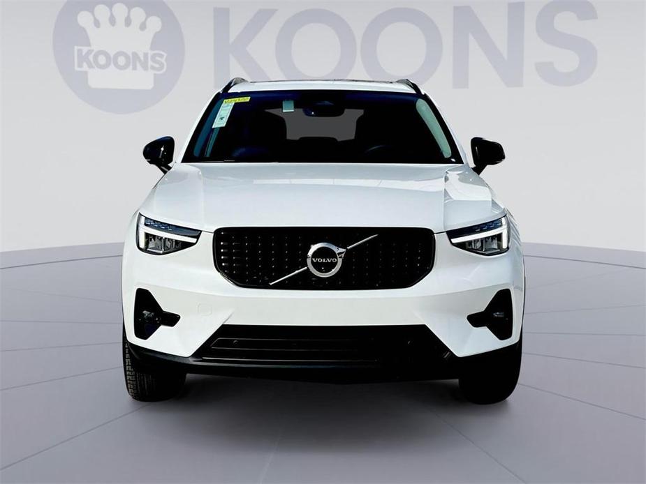 new 2024 Volvo XC40 car, priced at $47,520