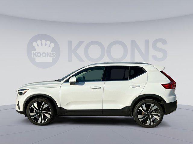 new 2024 Volvo XC40 car, priced at $42,000