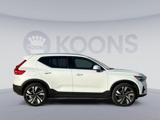 new 2024 Volvo XC40 car, priced at $42,000