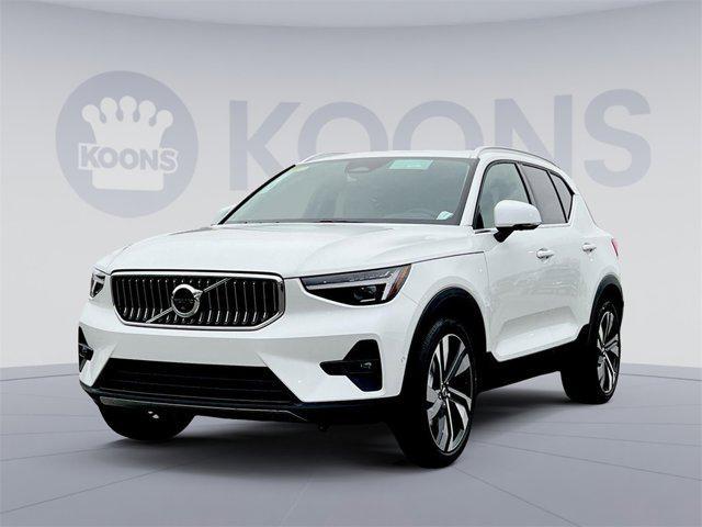 new 2024 Volvo XC40 car, priced at $42,000