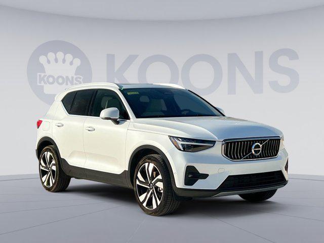 new 2024 Volvo XC40 car, priced at $42,000