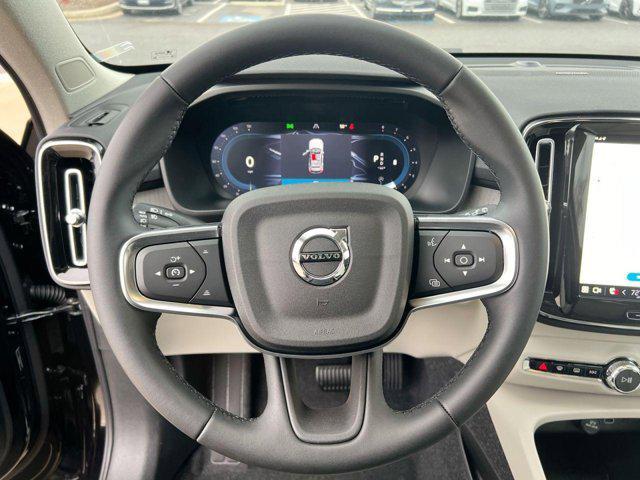 new 2025 Volvo XC40 car, priced at $40,000
