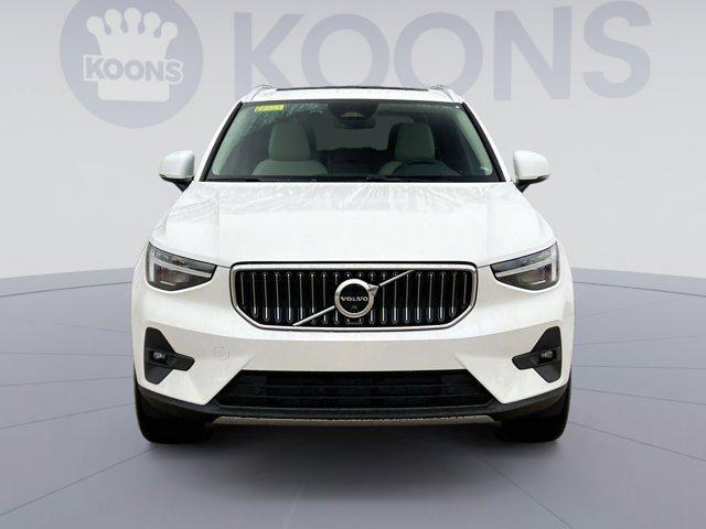 new 2025 Volvo XC40 car, priced at $46,815