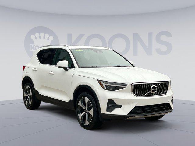 new 2025 Volvo XC40 car, priced at $46,815