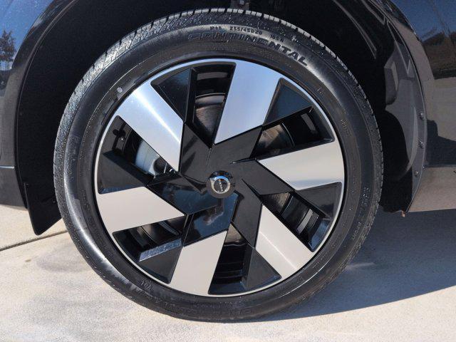 new 2025 Volvo XC60 Plug-In Hybrid car, priced at $53,000