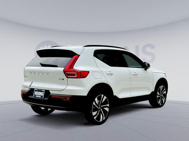 new 2024 Volvo XC40 car, priced at $44,691