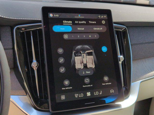 new 2026 Volvo XC90 Plug-In Hybrid car